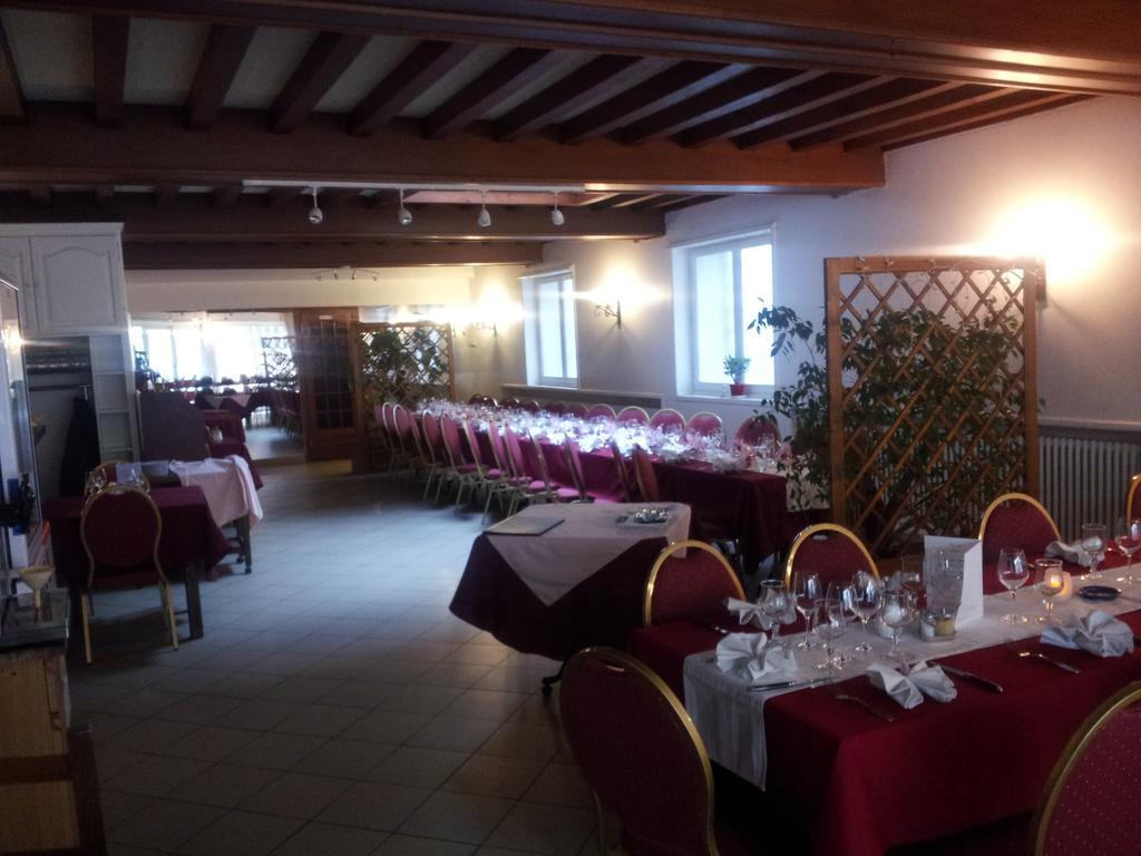 Le Clos Fleuri Bourg-de-Thizy Екстериор снимка