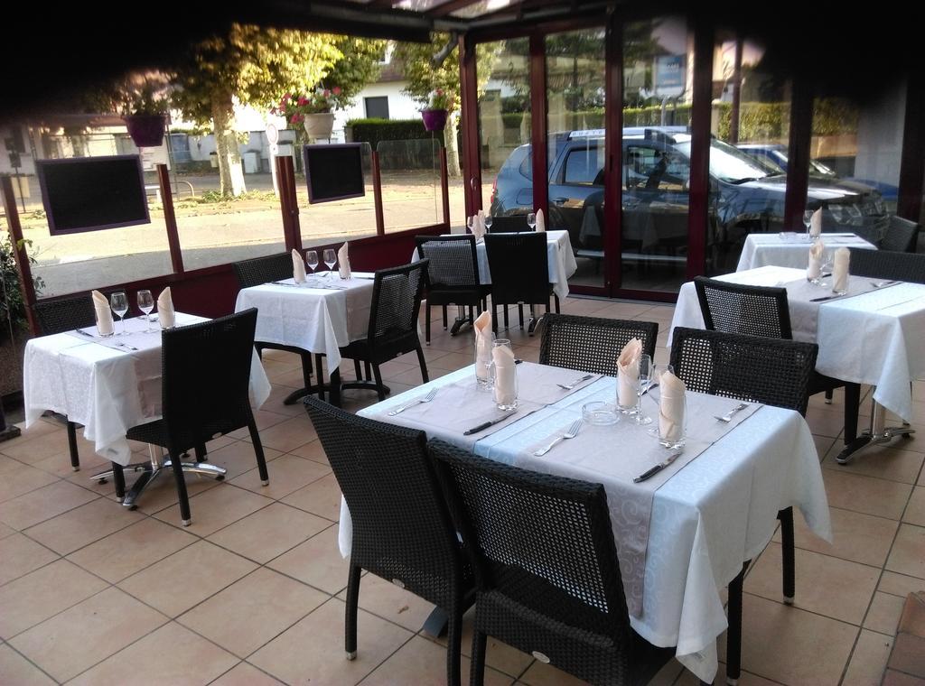 Le Clos Fleuri Bourg-de-Thizy Екстериор снимка